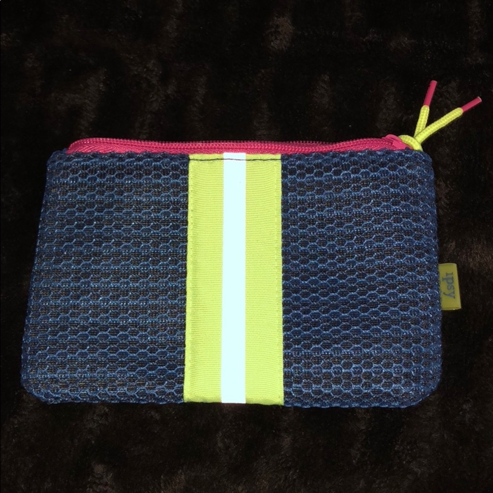 Makeup bag